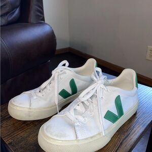 Veja Women's Sneakers in White and Green